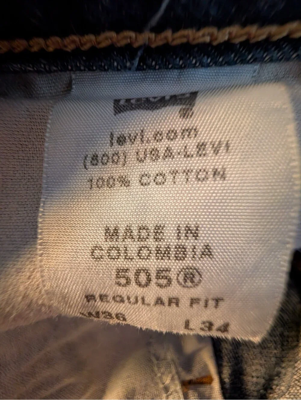 1843 - Levi's 505 Regular Fit Men's Jeans W36 L34 Blue Denim